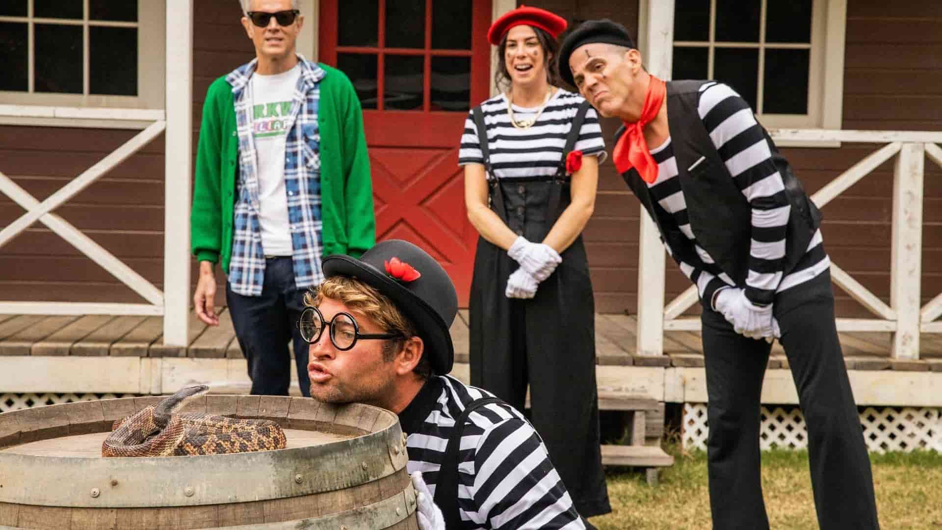 دانلود فیلم مستند Jackass Forever 2022