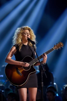Tori Kelly